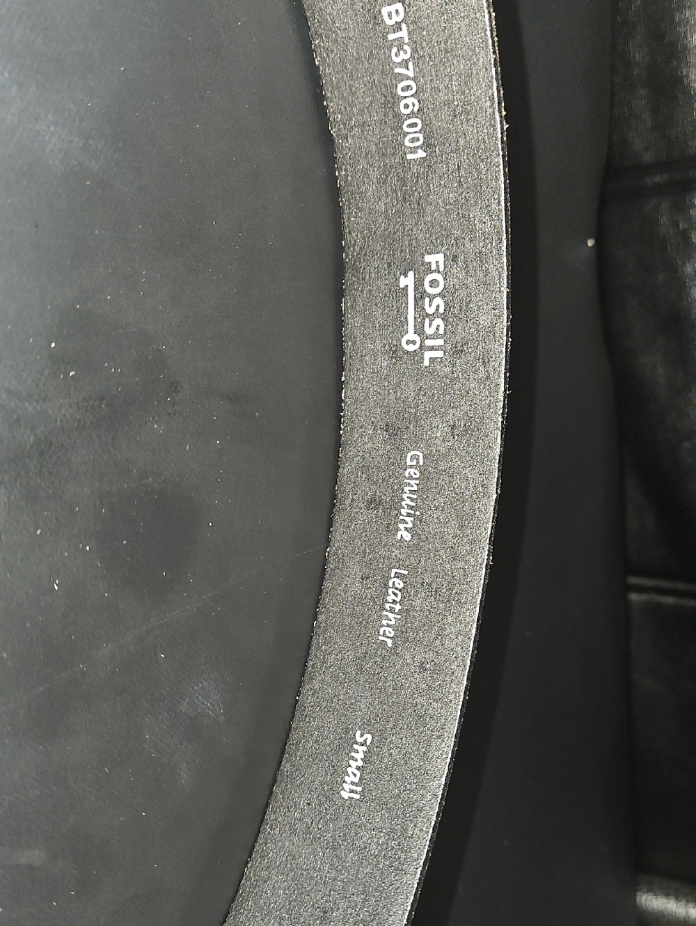 Fossil Black Leather Belt with Decorative Buckle Size Small (measures 31) - Picture 3 of 8